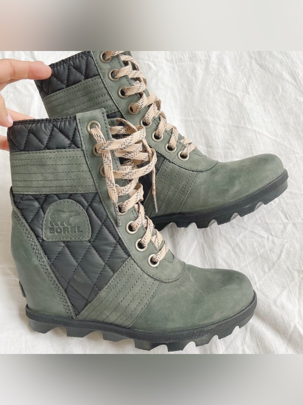 Sorel Lexi Wedge Green and Black Quilted Lace-Up Ankle Boot